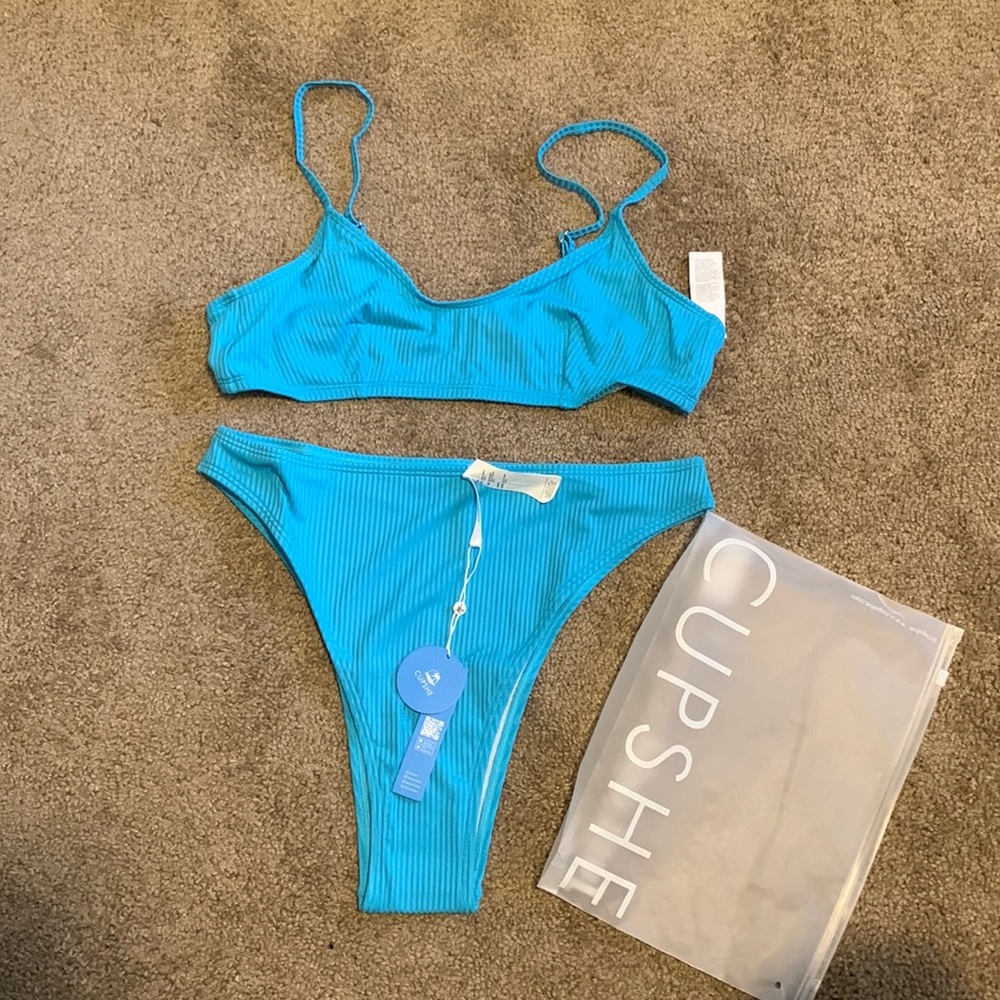 CUPSHE Blue Ribbed Bikini Set